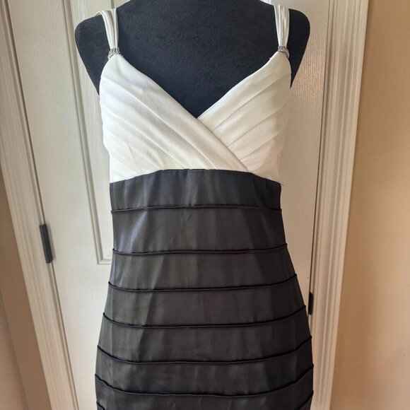 Scarlett Nite Cocktail Dress - Picture 1 of 6